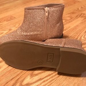 Girls size 3 booties❌❌sold ❌❌